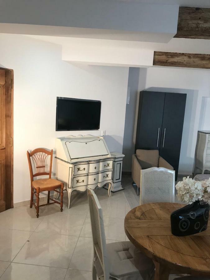 Chambre Familiale Du Couvent Narbonne Exteriör bild